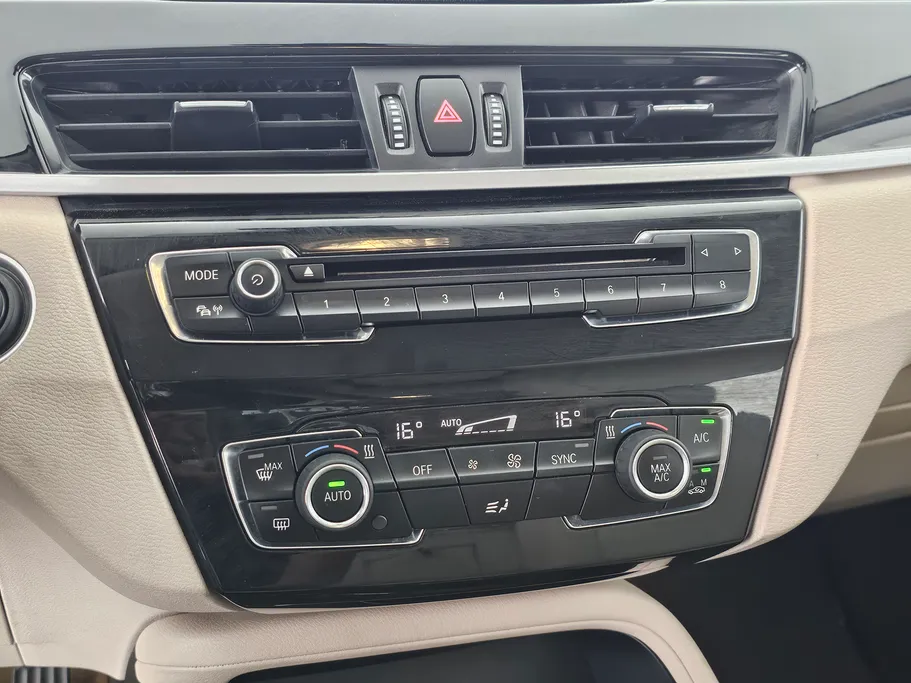 2019 BMW X Series 1 S Drive 20 i
