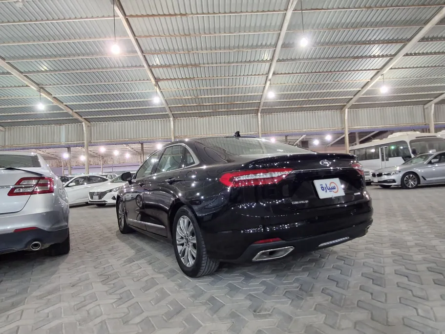 2021 Ford Taurus Ambiente 