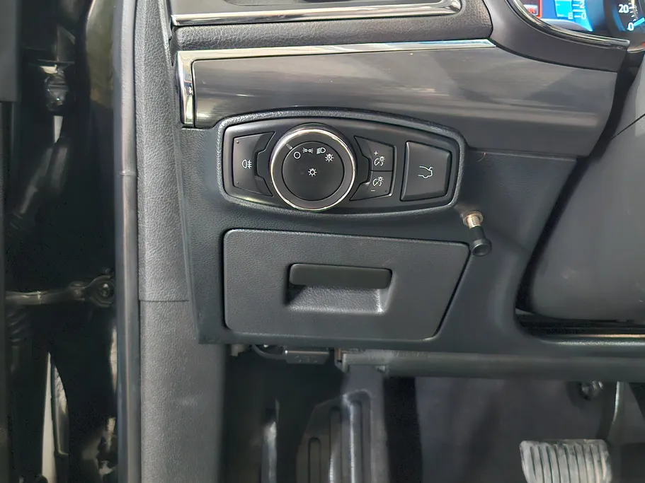 2021 Ford Taurus Ambiente 