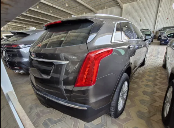 كاديلاك اكس تي 5 Platinum 2019 