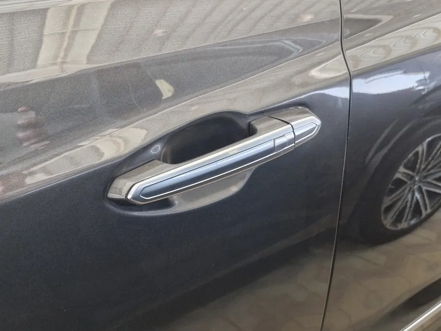 كاديلاك اكس تي 5 Platinum 2019 