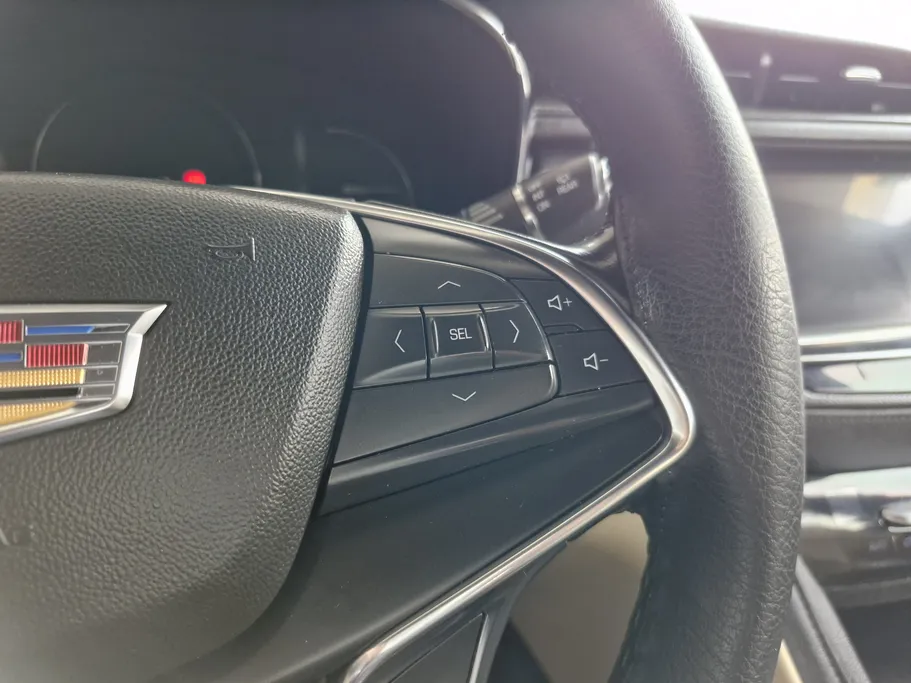 كاديلاك اكس تي 5 Platinum 2019 