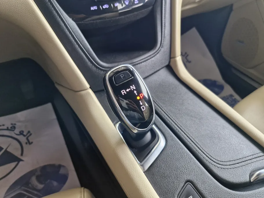 كاديلاك اكس تي 5 Platinum 2019 