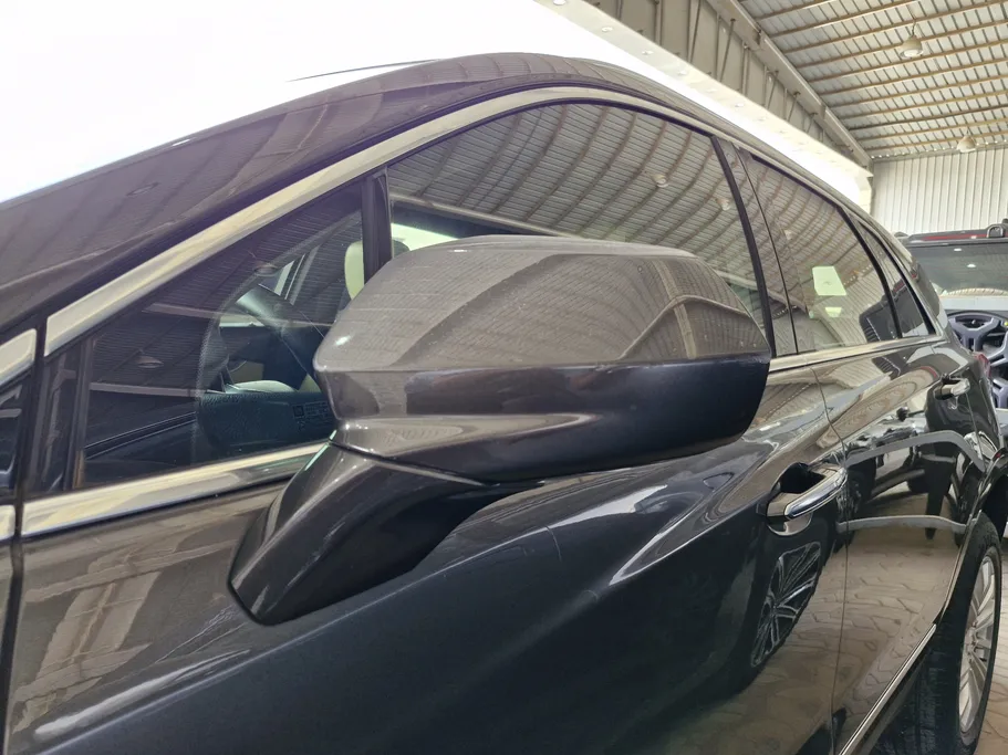 كاديلاك اكس تي 5 Platinum 2019 