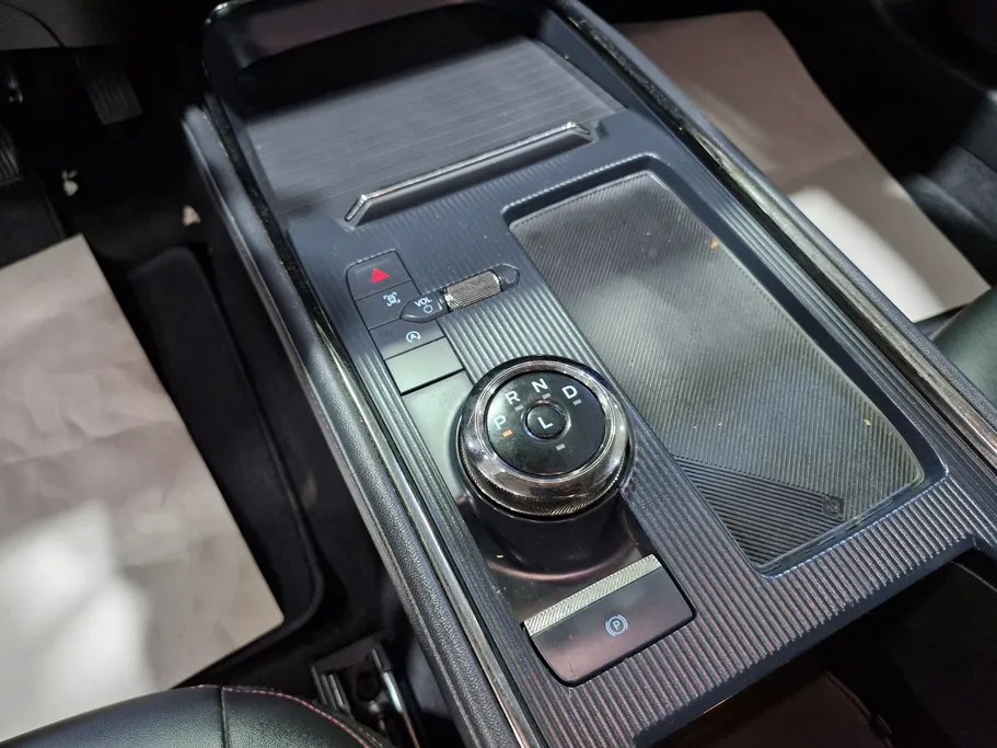 فورد تورس ترند الإصدار الجديد 2023 