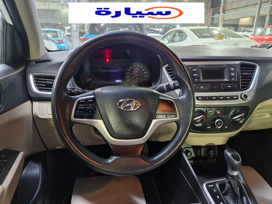 هيونداي اكسنت سمارت 2023 