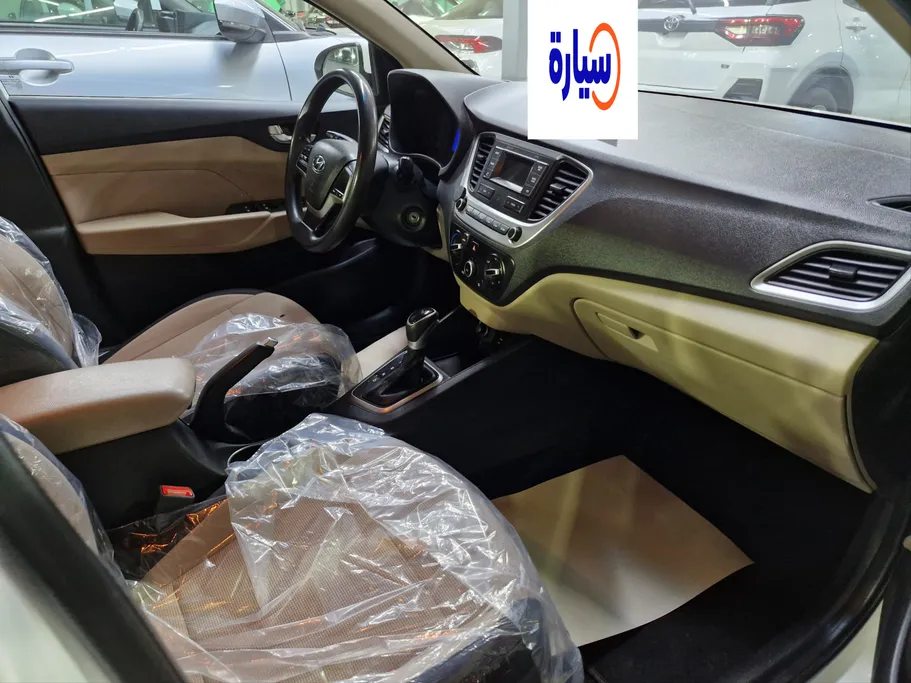 هيونداي اكسنت سمارت 2023 