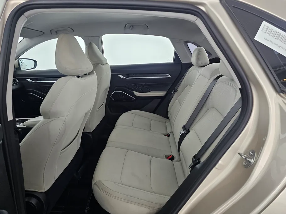 جيلي امجراند GS 2023 