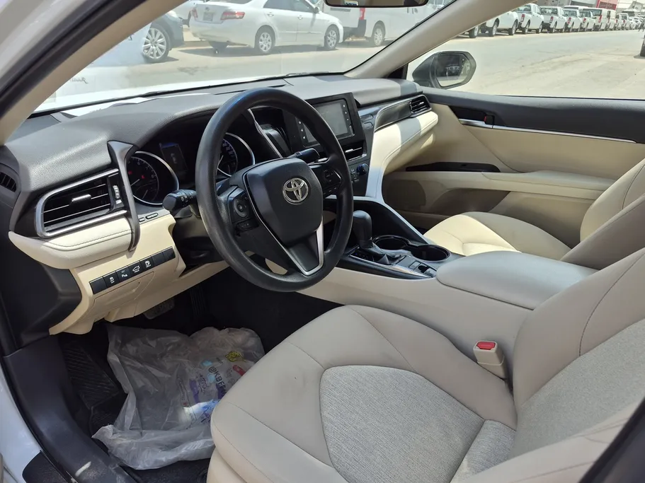 2023 Toyota Camry  LE 