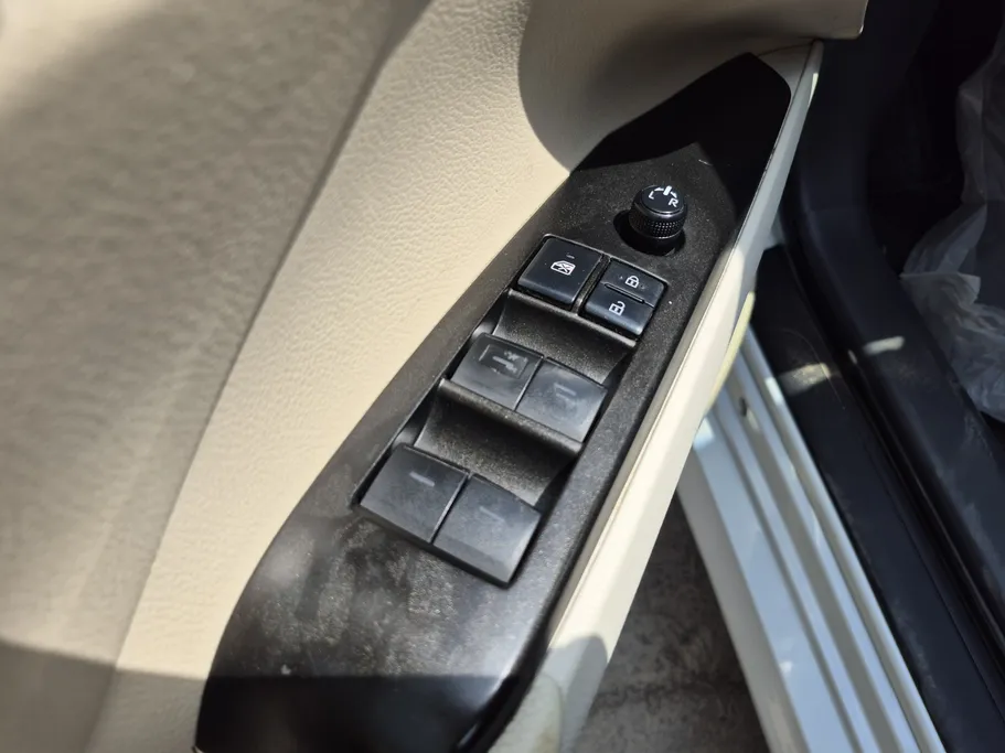 2023 Toyota Camry  LE 