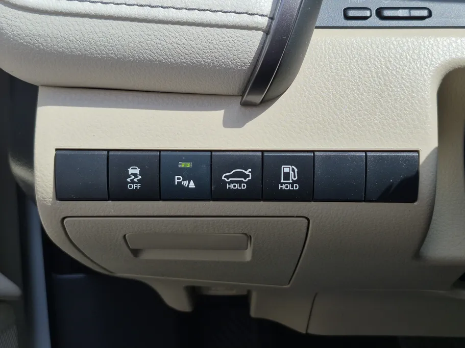 2023 Toyota Camry  LE 