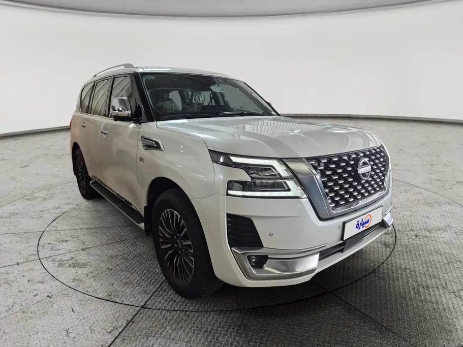2023 Nissan Patrol LE Platinum 
