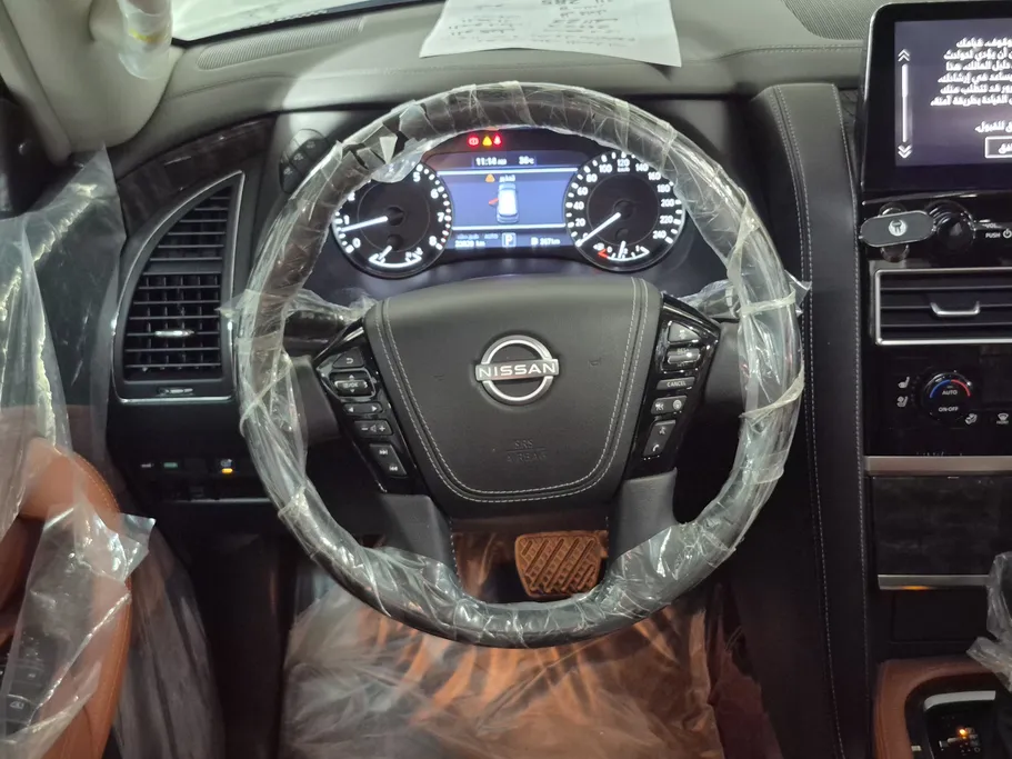 2023 Nissan Patrol LE Platinum 