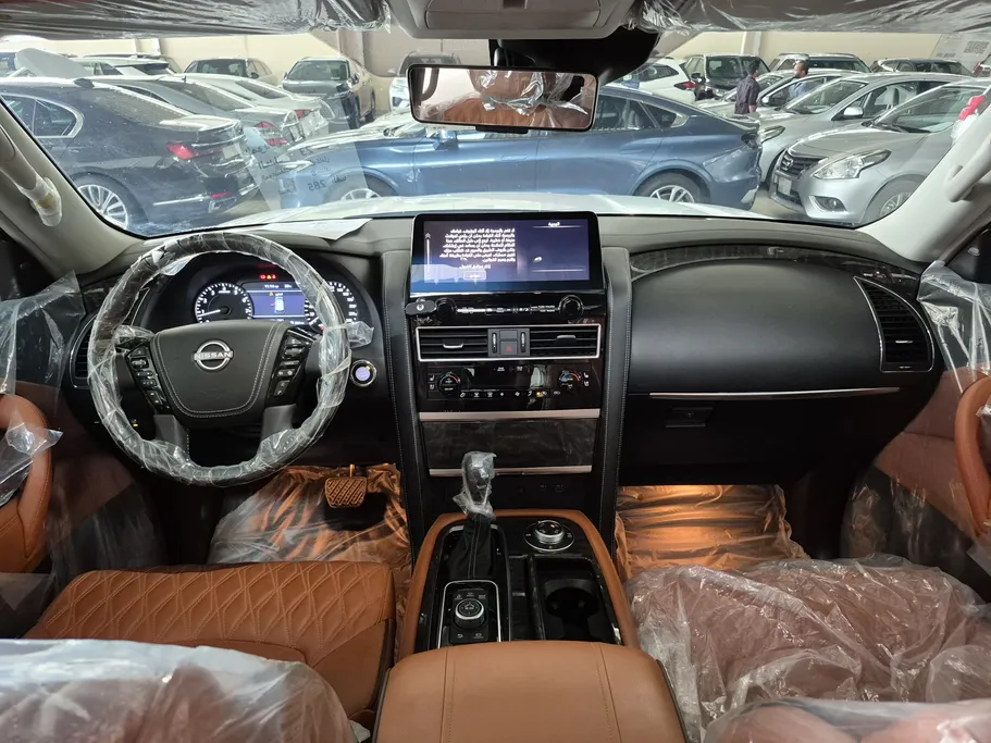 2023 Nissan Patrol LE Platinum 
