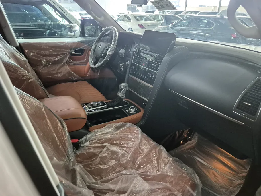 2023 Nissan Patrol LE Platinum 