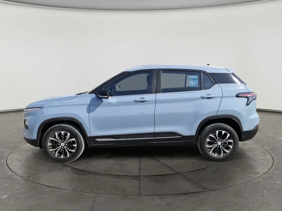 2023 Chevrolet Groove Premier 