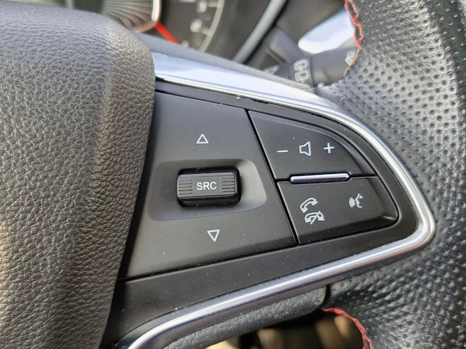 2023 Chevrolet Groove Premier 