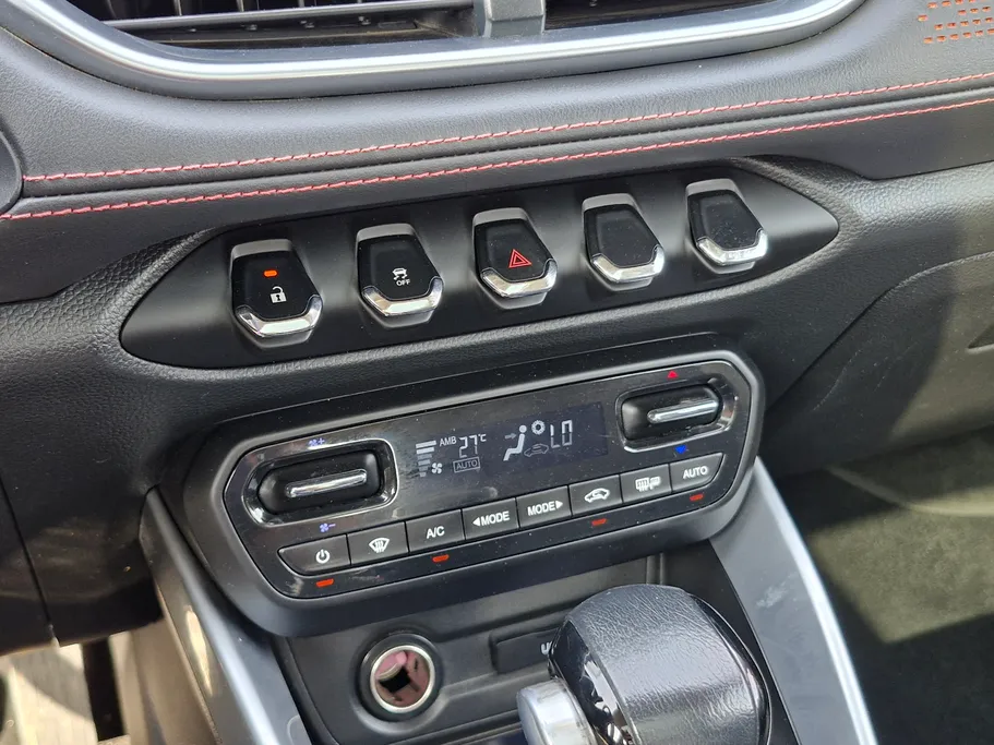 2023 Chevrolet Groove Premier 