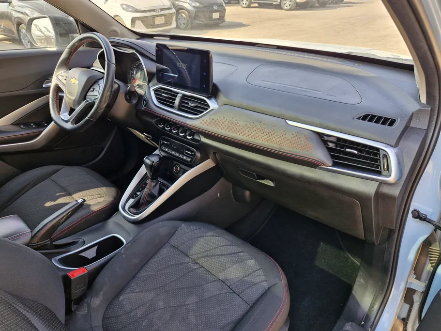 2023 Chevrolet Groove Premier 