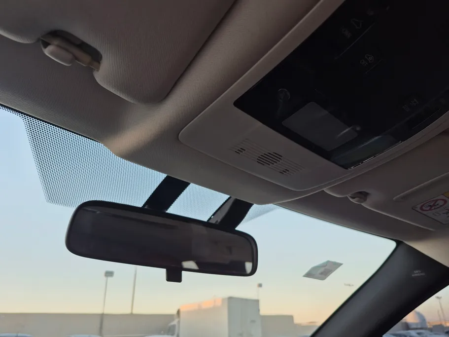 لكزس UX 200 2019 