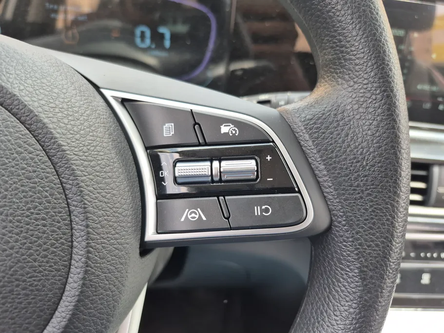 2025 Kia Seltos EX 