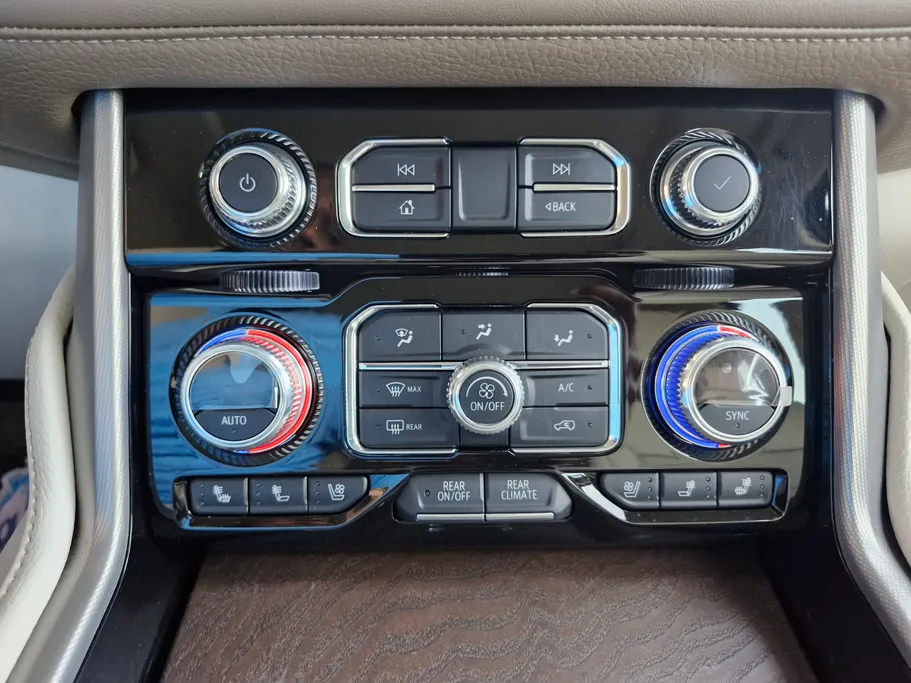 2022 GMC Yukon Denali 