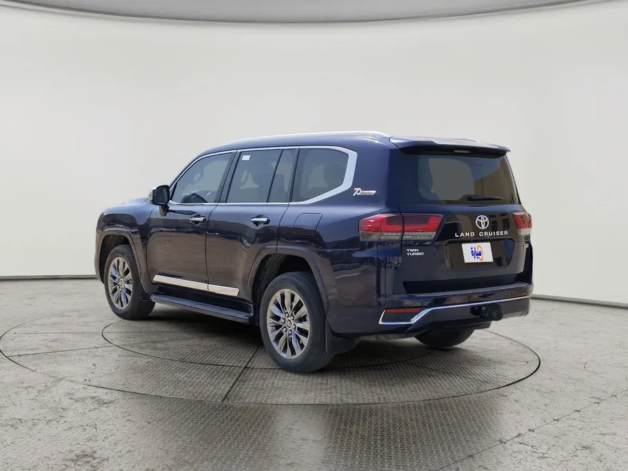 2022 Toyota Land Cruiser VXR 