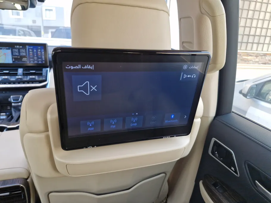 تويوتا لاندكروزر VXR 2022 