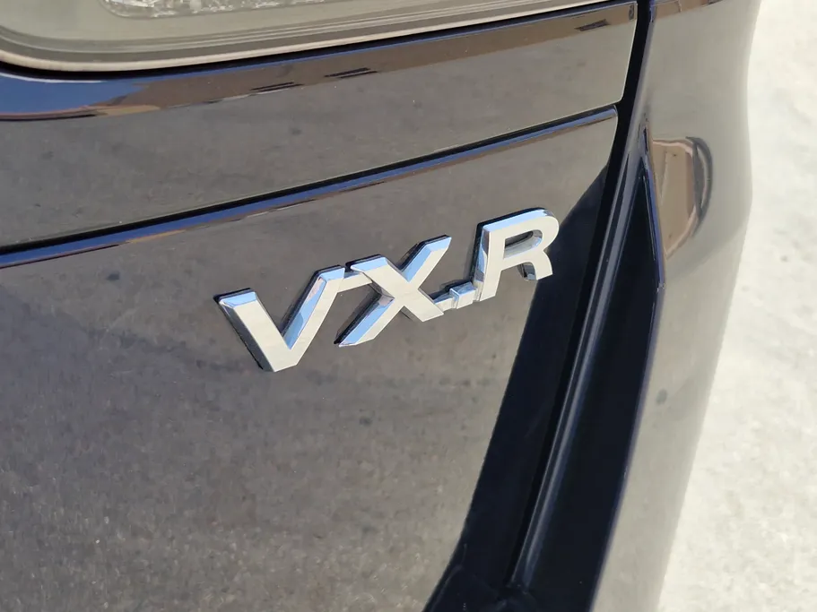 تويوتا لاندكروزر VXR 2022 