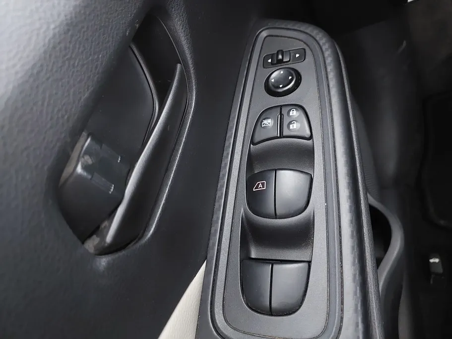 2023 Nissan Sunny SV New Shape 