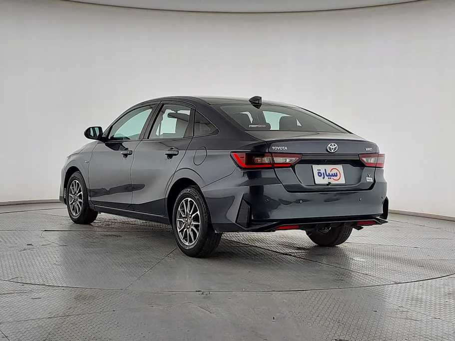 2023 Toyota Yaris  Y 