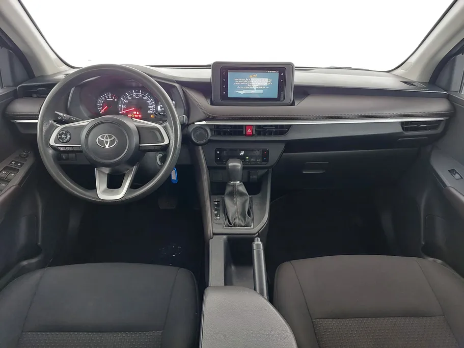 2023 Toyota Yaris  Y 