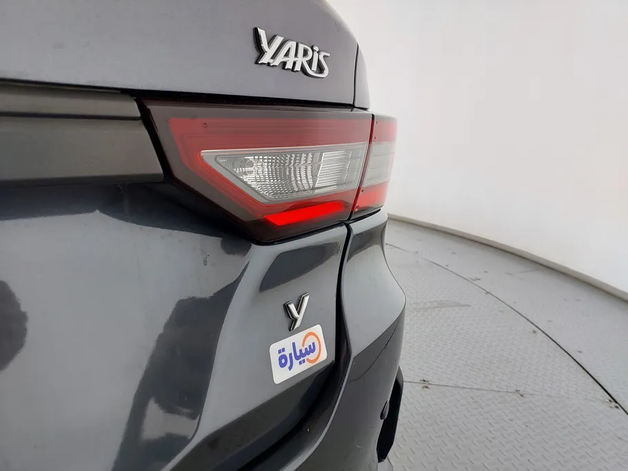 2023 Toyota Yaris  Y 