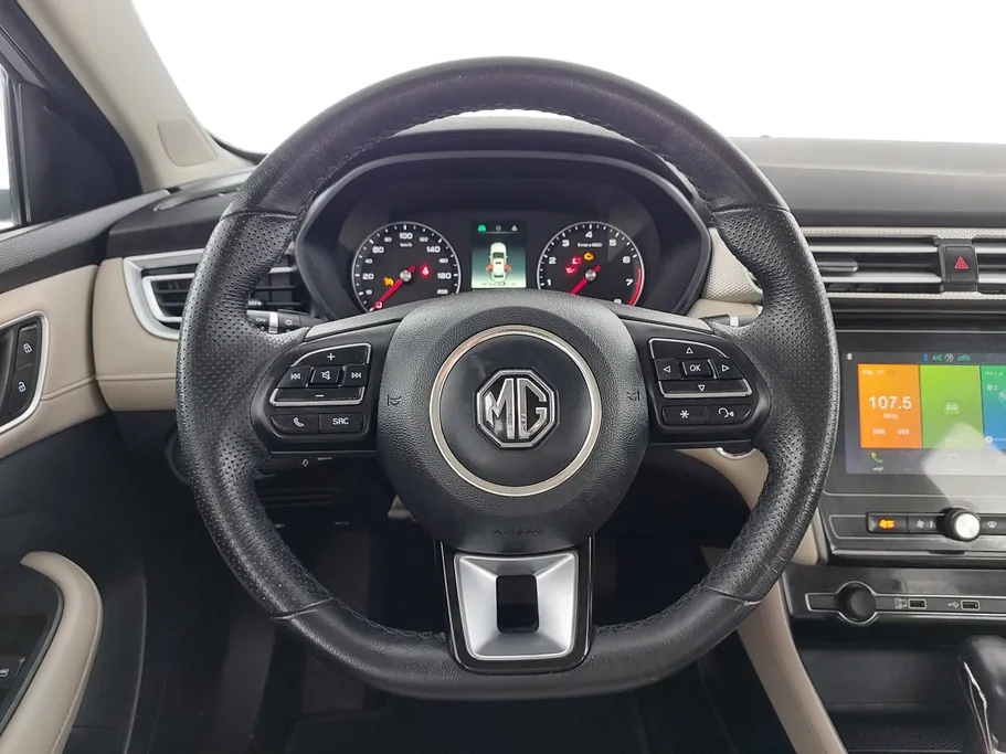 2023 MG 5 COM 