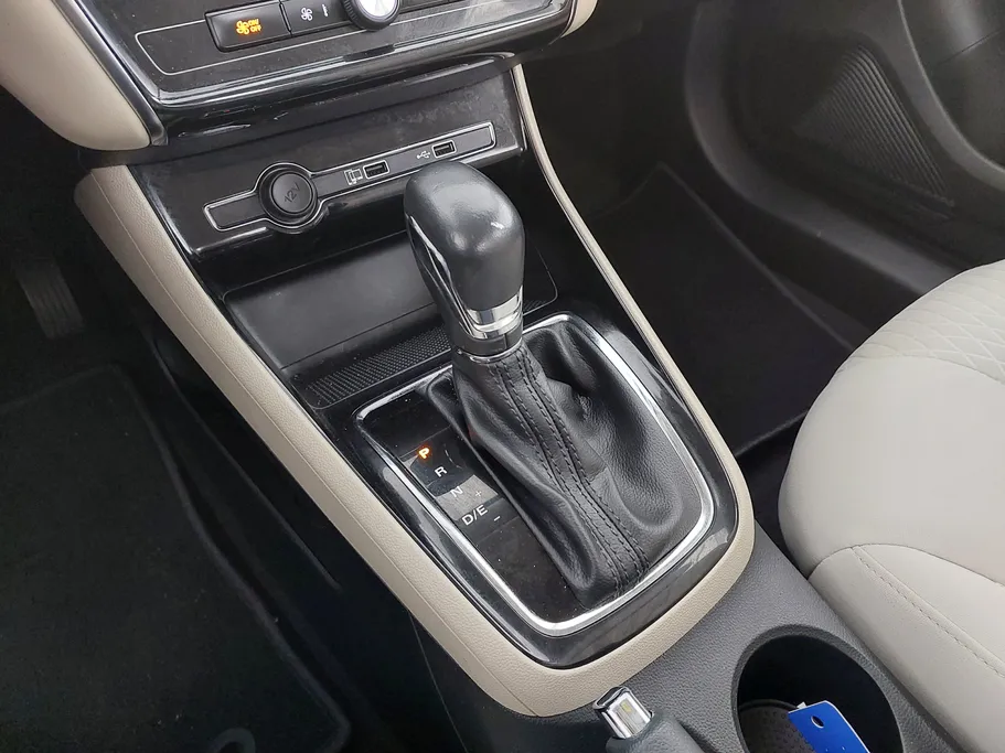 2023 MG 5 COM 