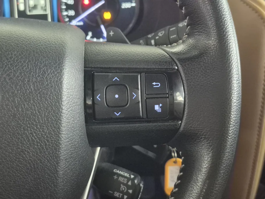 2023 Toyota Fortuner VX 