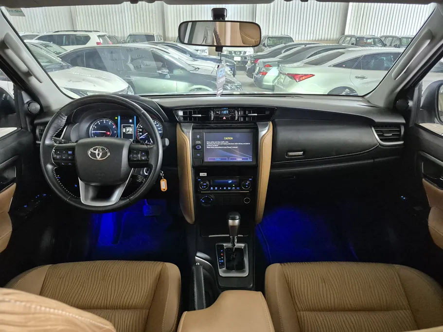 2023 Toyota Fortuner VX 