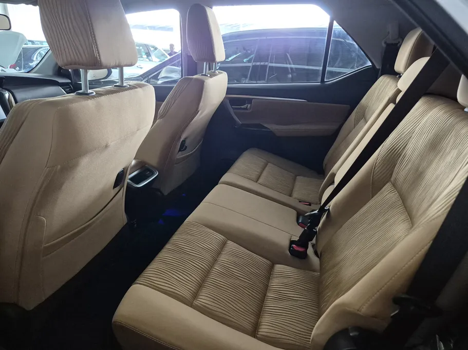 2023 Toyota Fortuner VX 