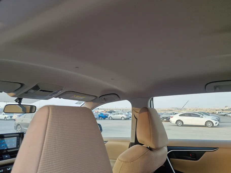 تويوتا راف فور LE HEV 2022 