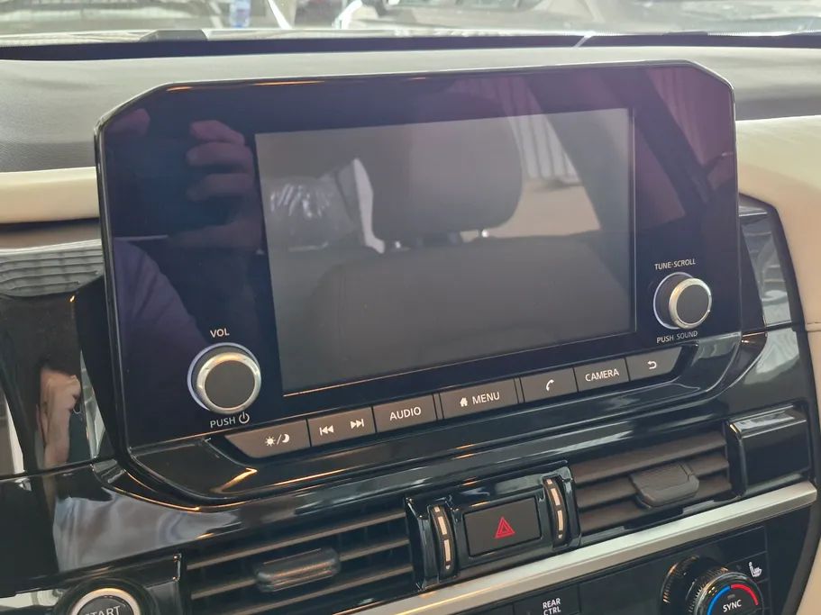 2023 Nissan Pathfinder S 