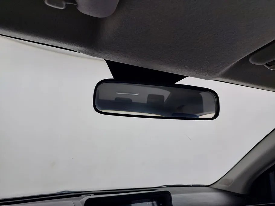 2023 Toyota Yaris  Y 