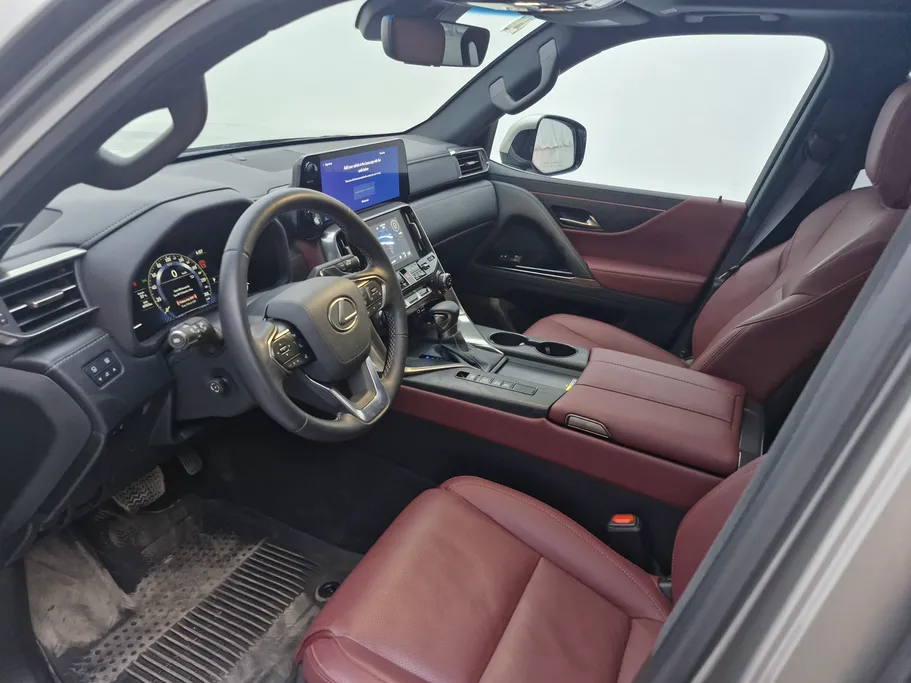 لكزس LX 600 2024 