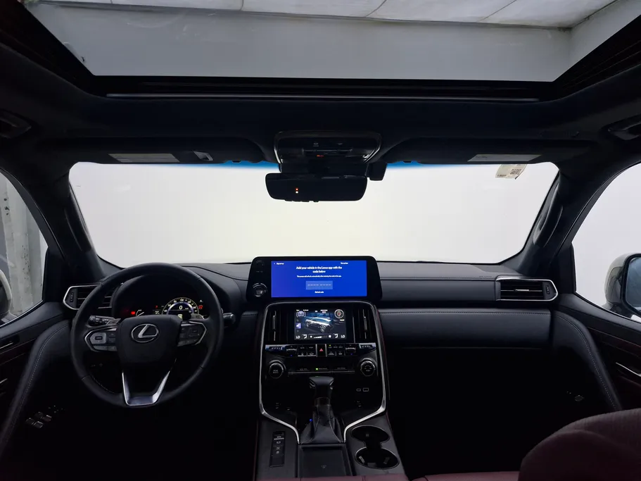 لكزس LX 600 2024 