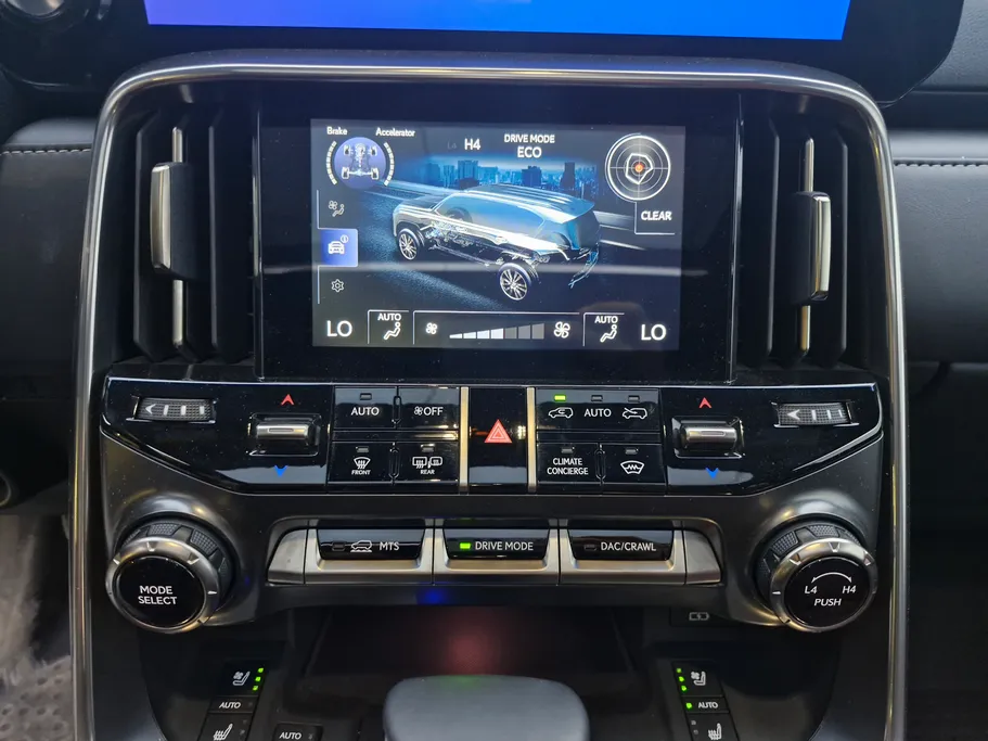 لكزس LX 600 2024 