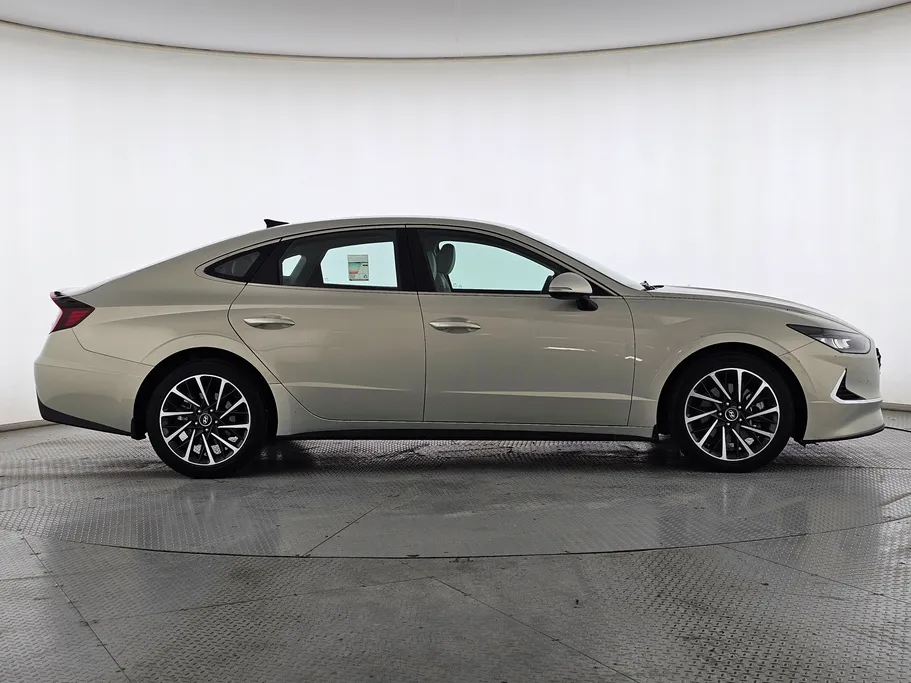 2022 Hyundai Sonata Smart 