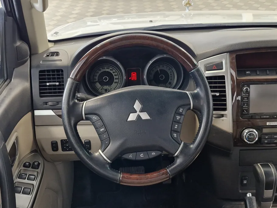 2022 Mitsubishi Pajero GLS 5Doors 