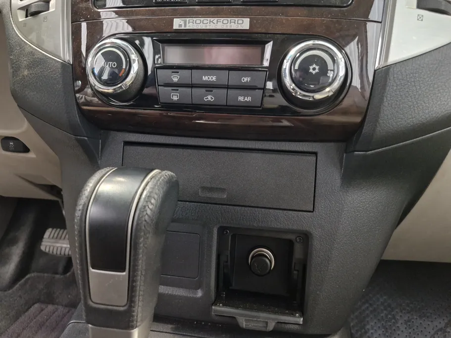 2022 Mitsubishi Pajero GLS 5Doors 