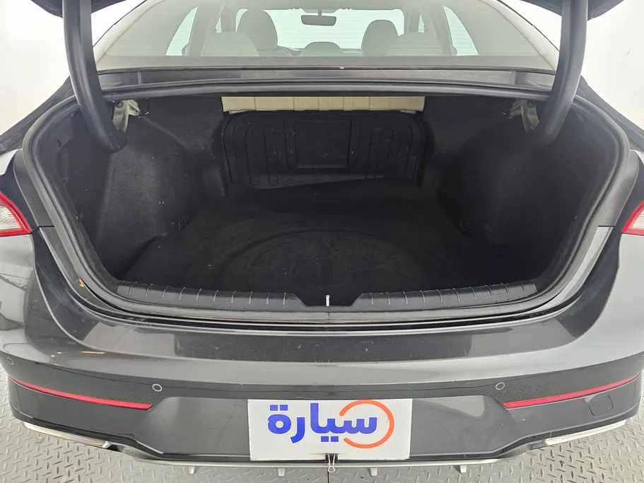 2023 Kia K5 LX 