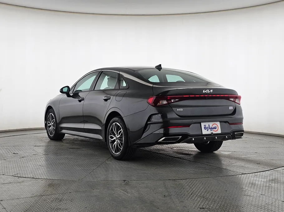 2023 Kia K5 LX 