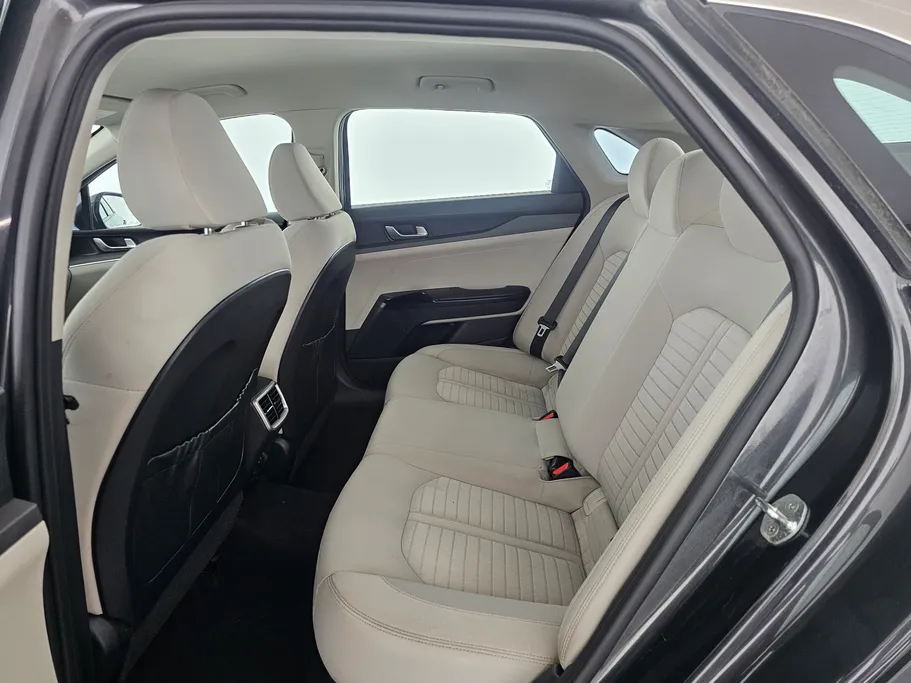 2023 Kia K5 LX 